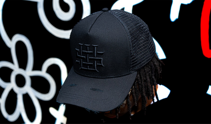 BLACK TRUCKER CAP